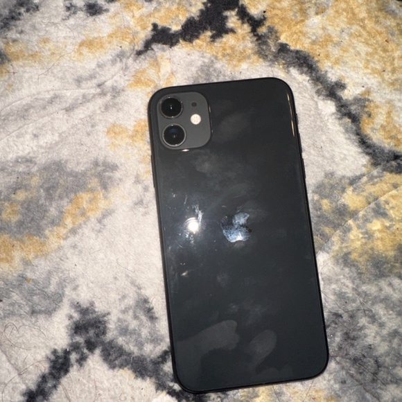 iPhone - Picture 2 of 3